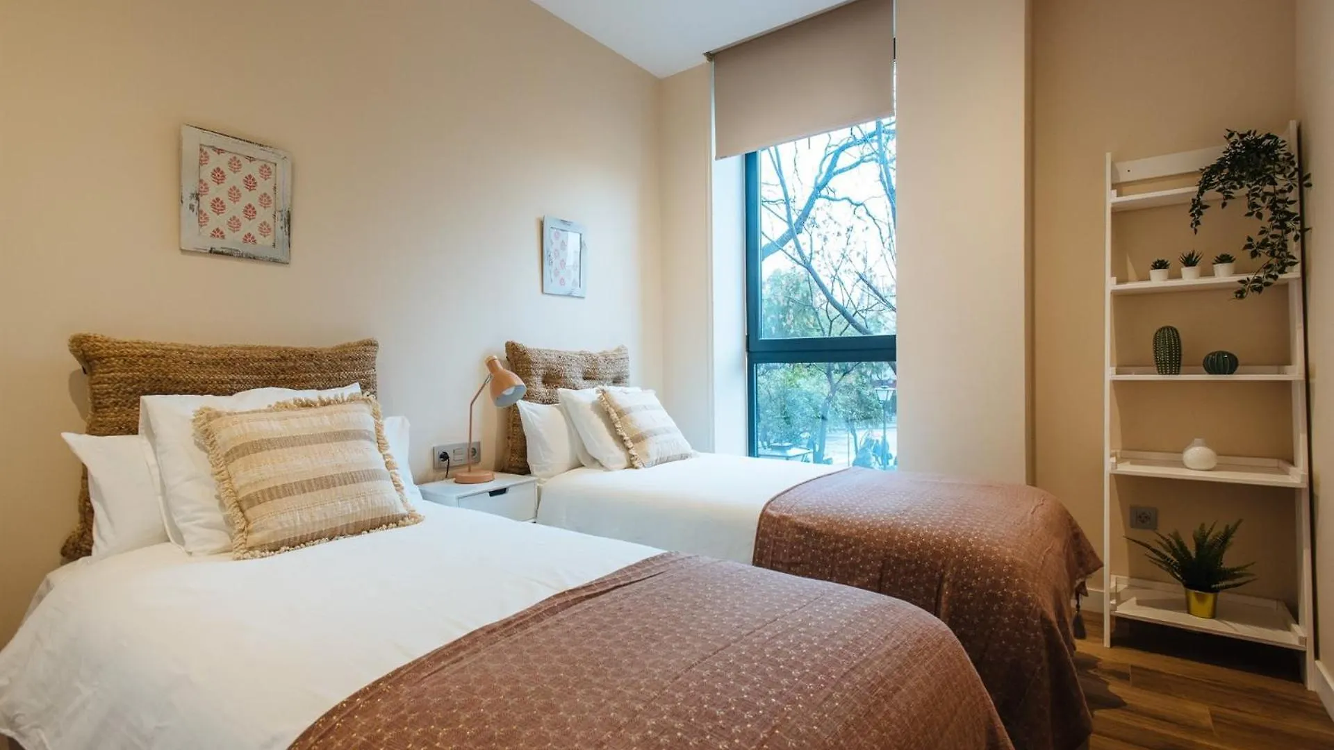 San Martin With Private Terrace Apartment Seville