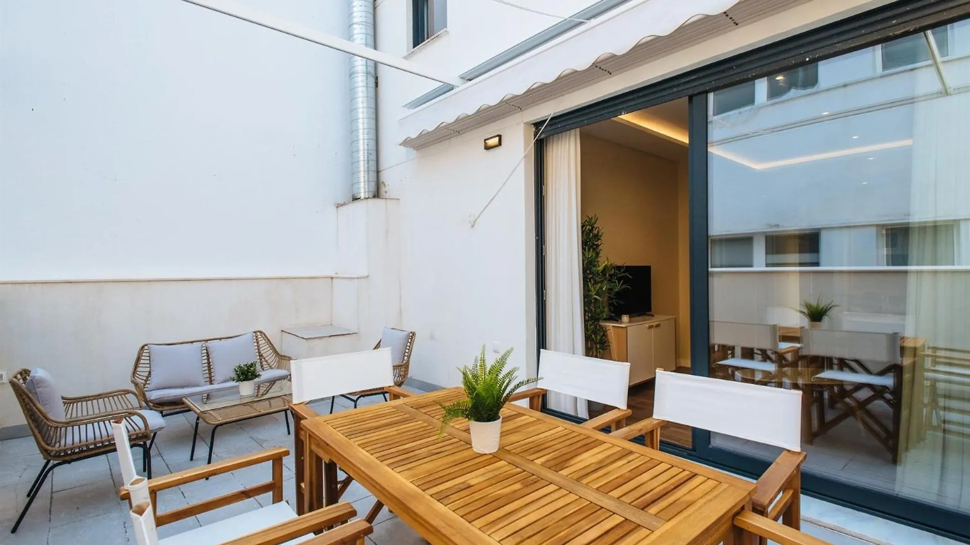 San Martin With Private Terrace Apartment Seville 0*,